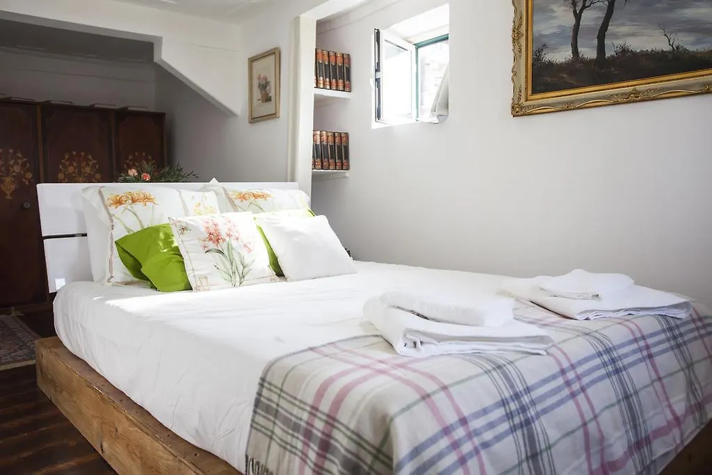 Гостевой дом Lisbon Inn Bica Suites